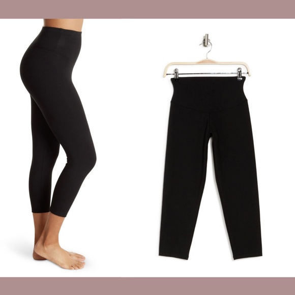 NWT Yummie [ Small ] Skimmer Capri Leggings‎ in Black - Picture 2 of 10